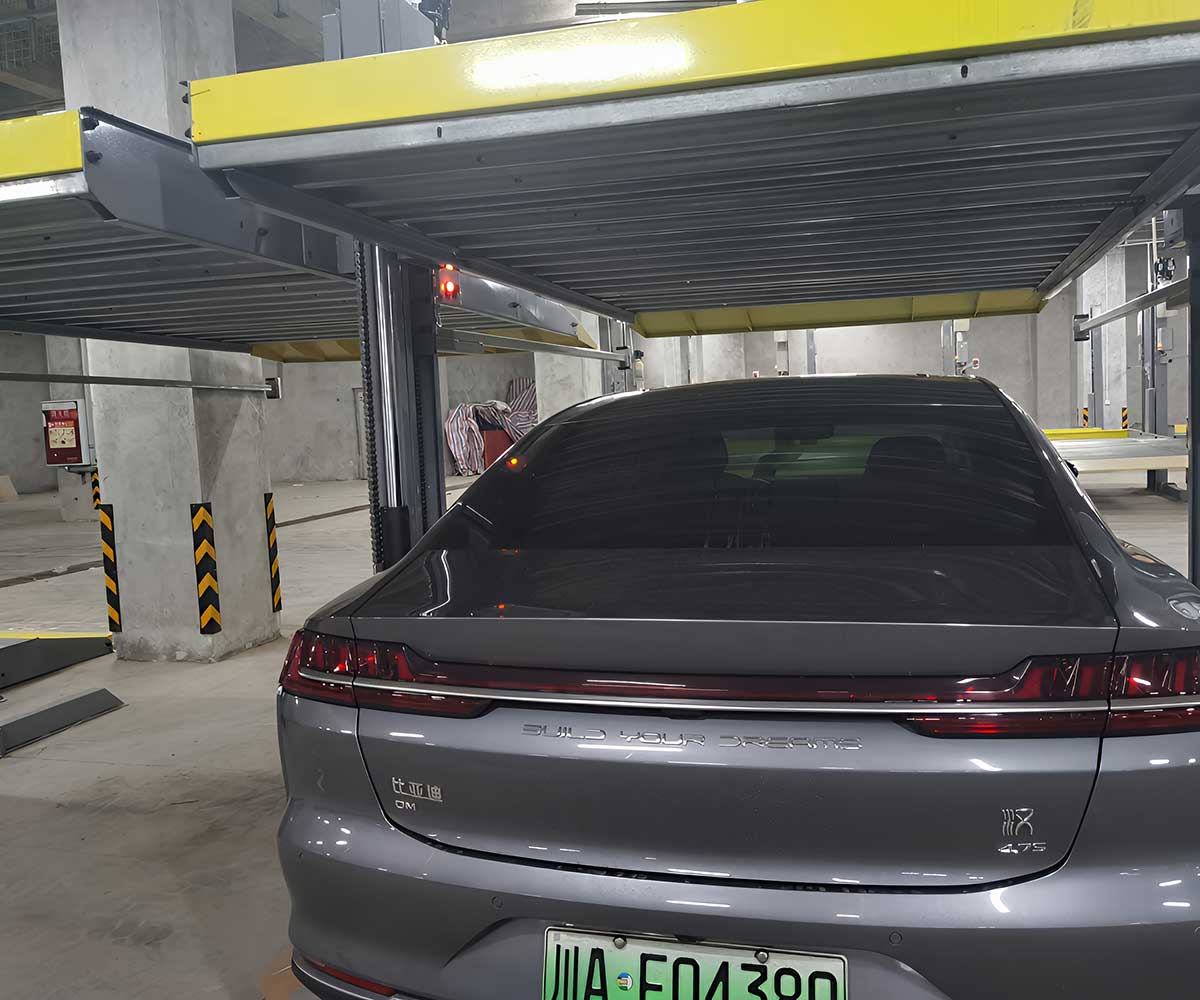 上海市兩柱機械式停車設(shè)備運作機制與技術(shù)特點探討